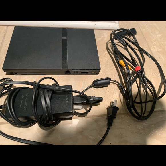 SOLD Ps2 slim with games ! Tested! - Picture 5 of 5